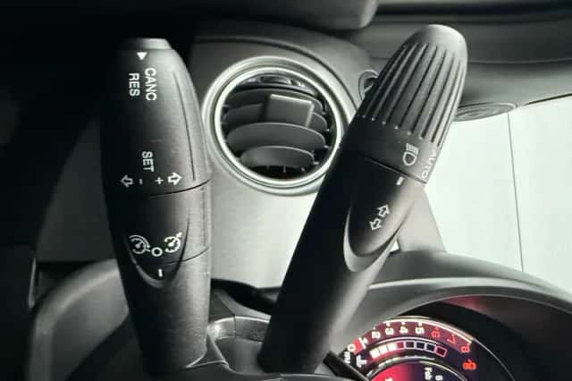 Fiat 500C (2022) thumbnail 24