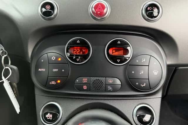 Fiat 500C (2022) thumbnail 26