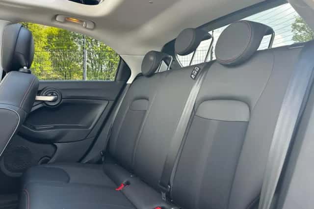 Fiat 500X (2024) thumbnail 16