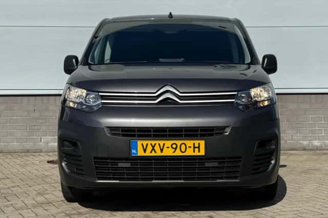 Citroën Berlingo (2023) thumbnail 2