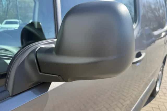Citroën Berlingo (2023) thumbnail 13