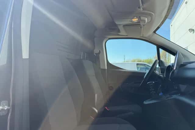 Citroën Berlingo (2023) thumbnail 17