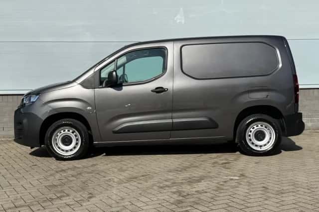 Citroën Berlingo (2023) thumbnail 4