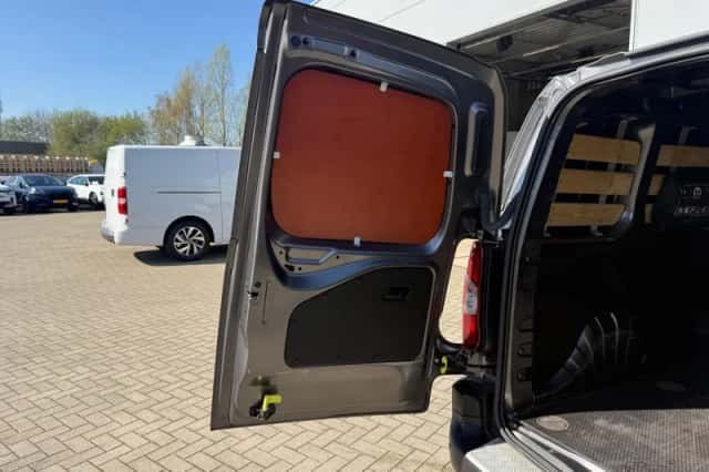 Citroën Berlingo (2023) thumbnail 8