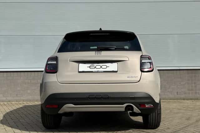 Fiat 600 (2025) thumbnail 5