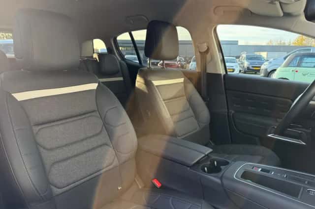Citroën C5 Aircross (2024) thumbnail 16
