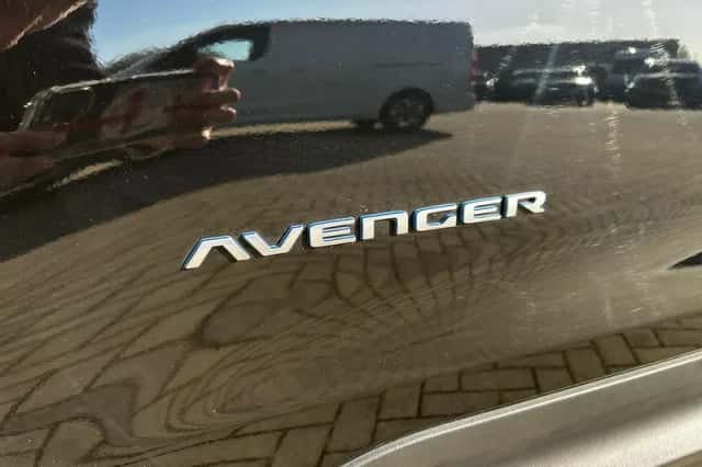 Jeep Avenger (2025) thumbnail 12