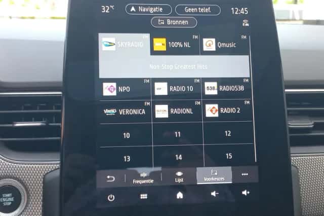 Renault Arkana (2022) thumbnail 37