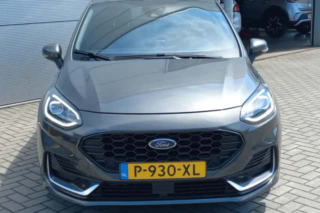 Ford Fiesta (2022) thumbnail 3