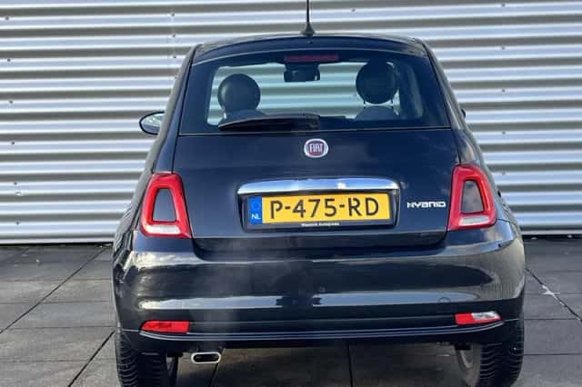 Fiat 500 (2021) thumbnail 6