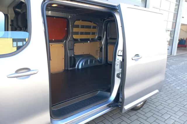 Opel Vivaro (2024) thumbnail 15