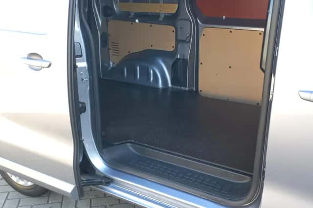 Opel Vivaro (2024) thumbnail 16