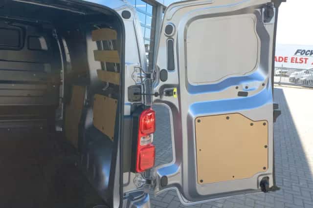 Opel Vivaro (2024) thumbnail 17