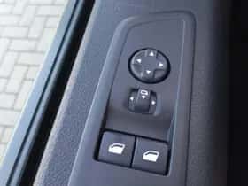Opel Vivaro (2024) thumbnail 18