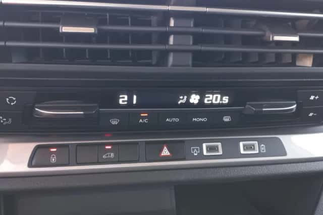 Opel Vivaro (2024) thumbnail 6