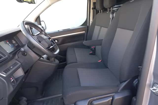 Opel Vivaro (2024) thumbnail 10
