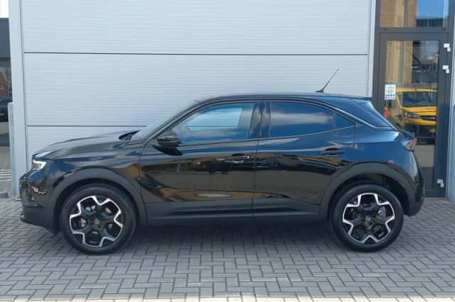 Opel Mokka (2023) thumbnail 4