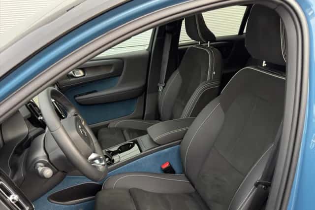Volvo C40 (2021) thumbnail 16