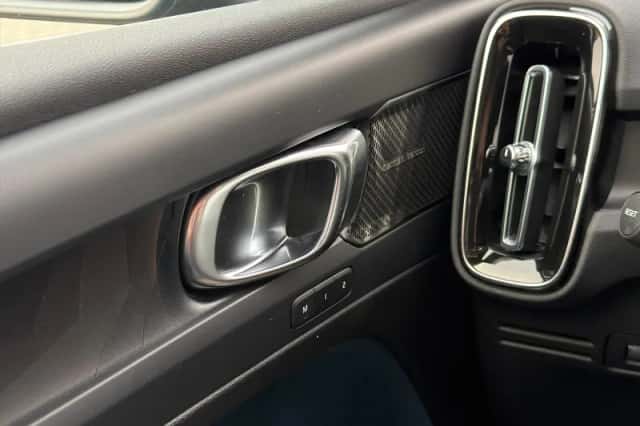 Volvo C40 (2021) thumbnail 19