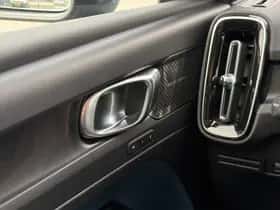 Volvo C40 (2021) thumbnail 19