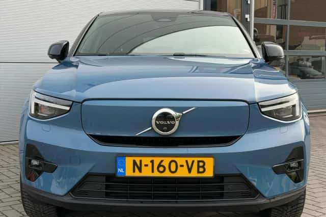 Volvo C40 (2021) thumbnail 4