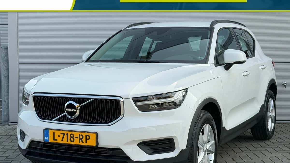 Volvo XC40 (2021) — foto 1