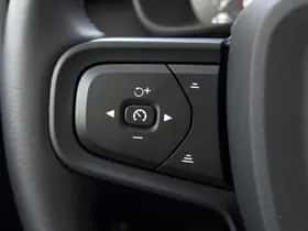 Volvo XC40 (2021) thumbnail 17
