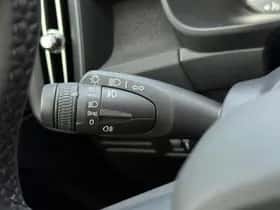 Volvo XC40 (2021) thumbnail 19