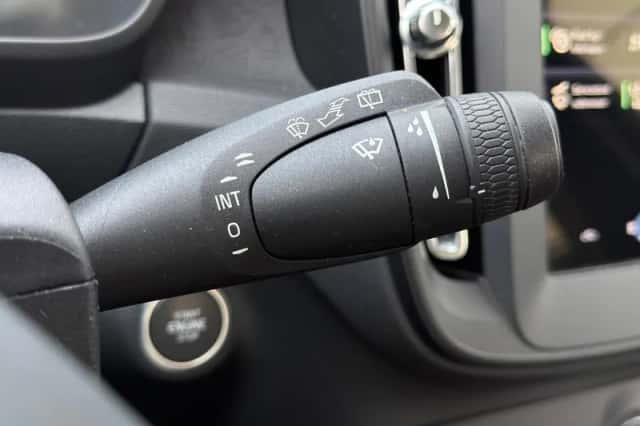 Volvo XC40 (2021) thumbnail 20