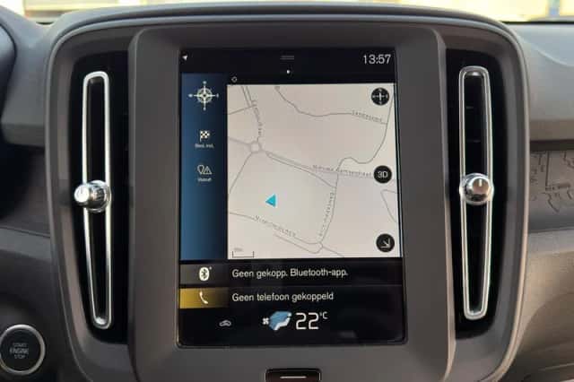 Volvo XC40 (2021) thumbnail 7