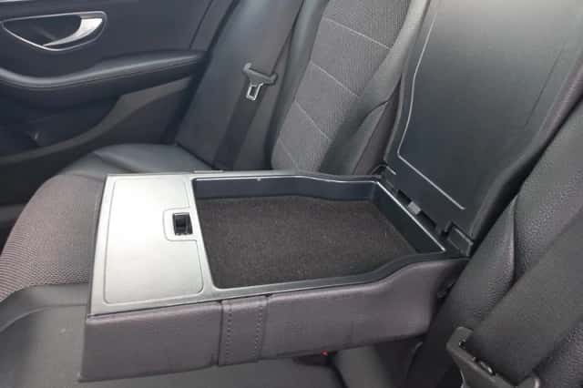Mercedes-Benz C-Klasse (2015) thumbnail 21