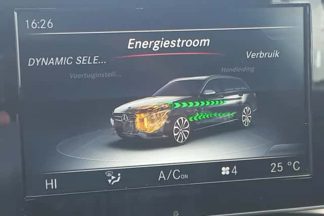 Mercedes-Benz C-Klasse (2015) thumbnail 38
