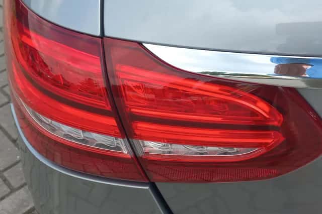 Mercedes-Benz C-Klasse (2015) thumbnail 42