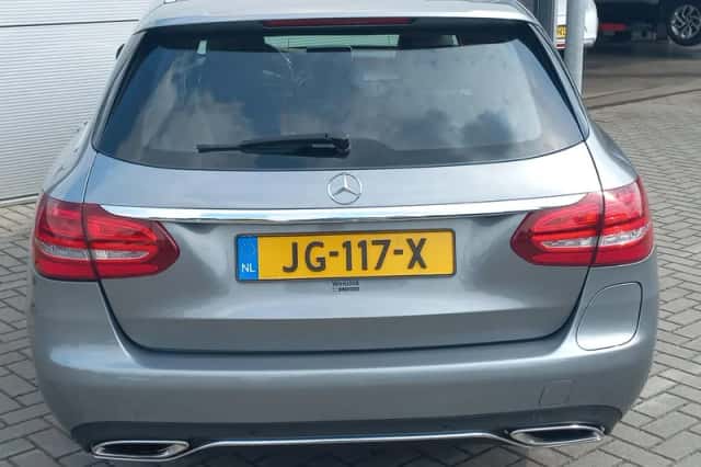 Mercedes-Benz C-Klasse (2015) thumbnail 44