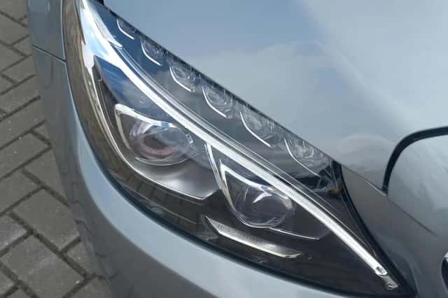 Mercedes-Benz C-Klasse (2015) thumbnail 46