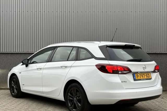 Opel Astra (2022) thumbnail 32