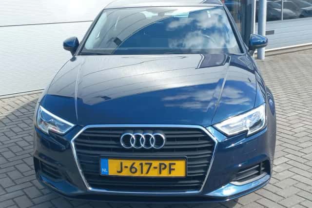 Audi A3 (2020) thumbnail 2