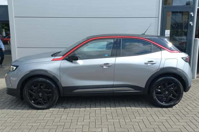 Opel Mokka-e (2023) thumbnail 4