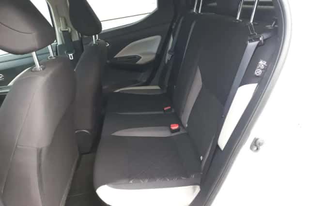 Nissan Micra (2019) thumbnail 12