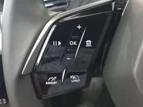 Peugeot 5008 (2024) thumbnail 23