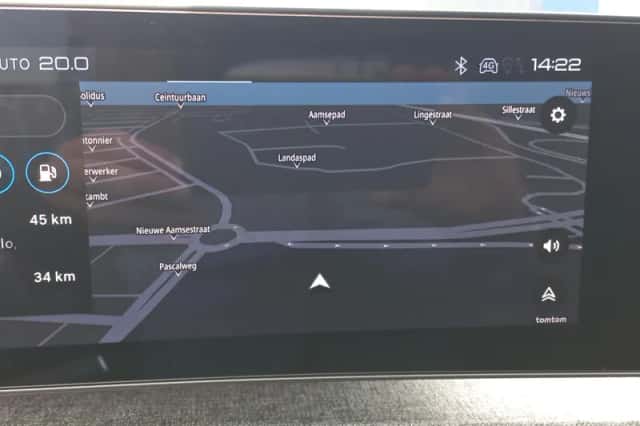 Peugeot 5008 (2024) thumbnail 8
