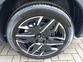 Peugeot 5008 (2024) thumbnail 10