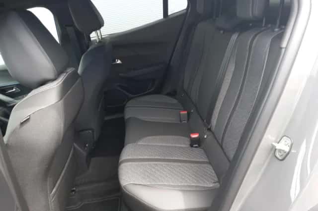 Peugeot 2008 (2024) thumbnail 17