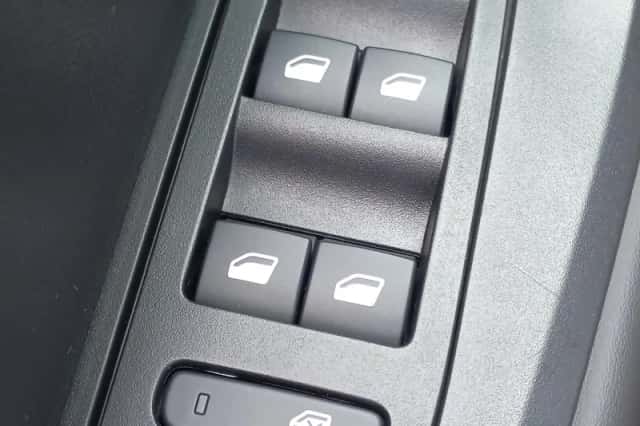 Peugeot 2008 (2024) thumbnail 22