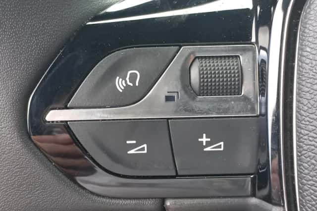 Peugeot 2008 (2024) thumbnail 27