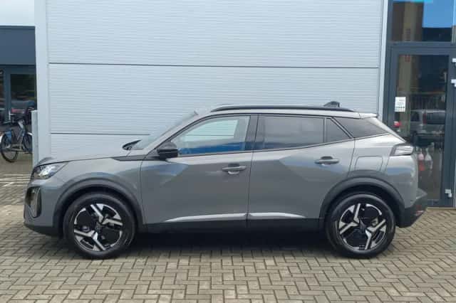 Peugeot 2008 (2024) thumbnail 4