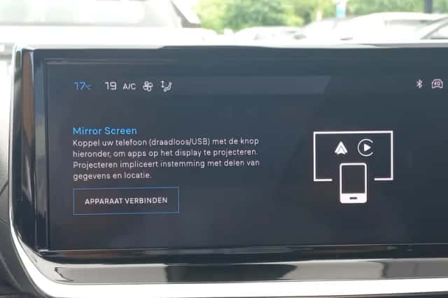 Peugeot 2008 (2024) thumbnail 32