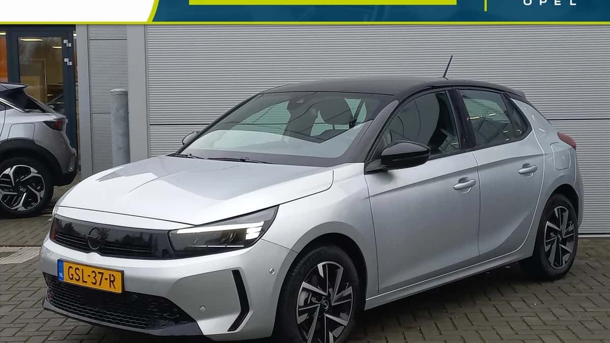 Opel Corsa (2024) — foto 1