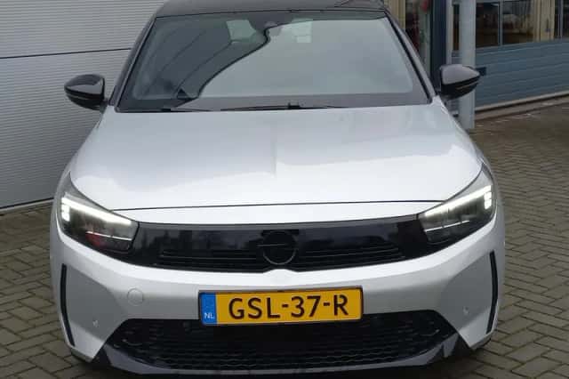 Opel Corsa (2024) thumbnail 2