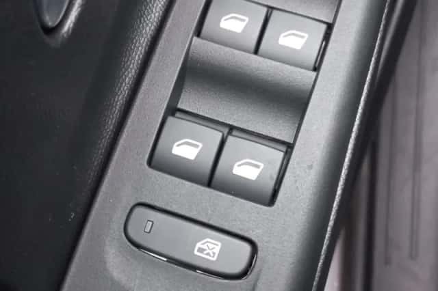 Opel Corsa (2024) thumbnail 17